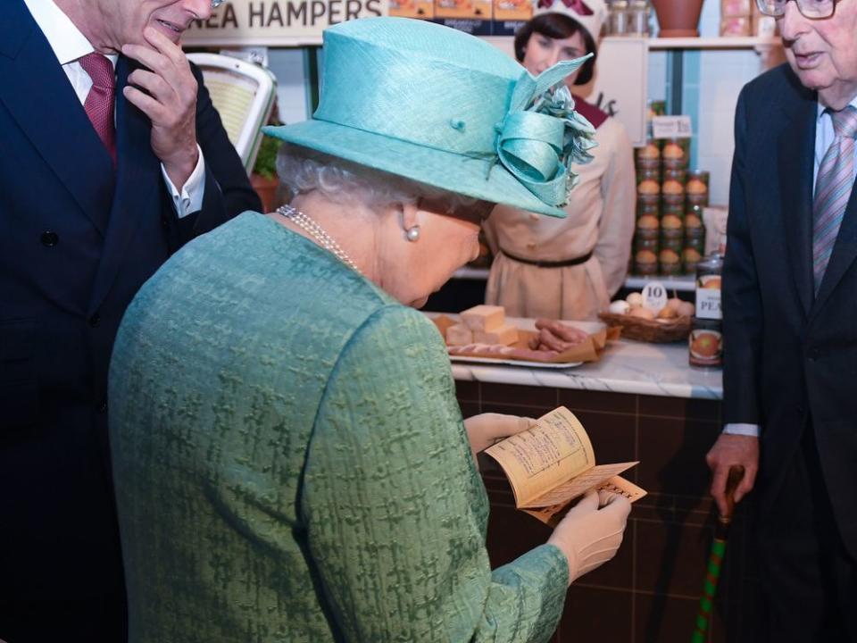 Queen Elizabeth | JEREMY SELWYN/AFP/Getty