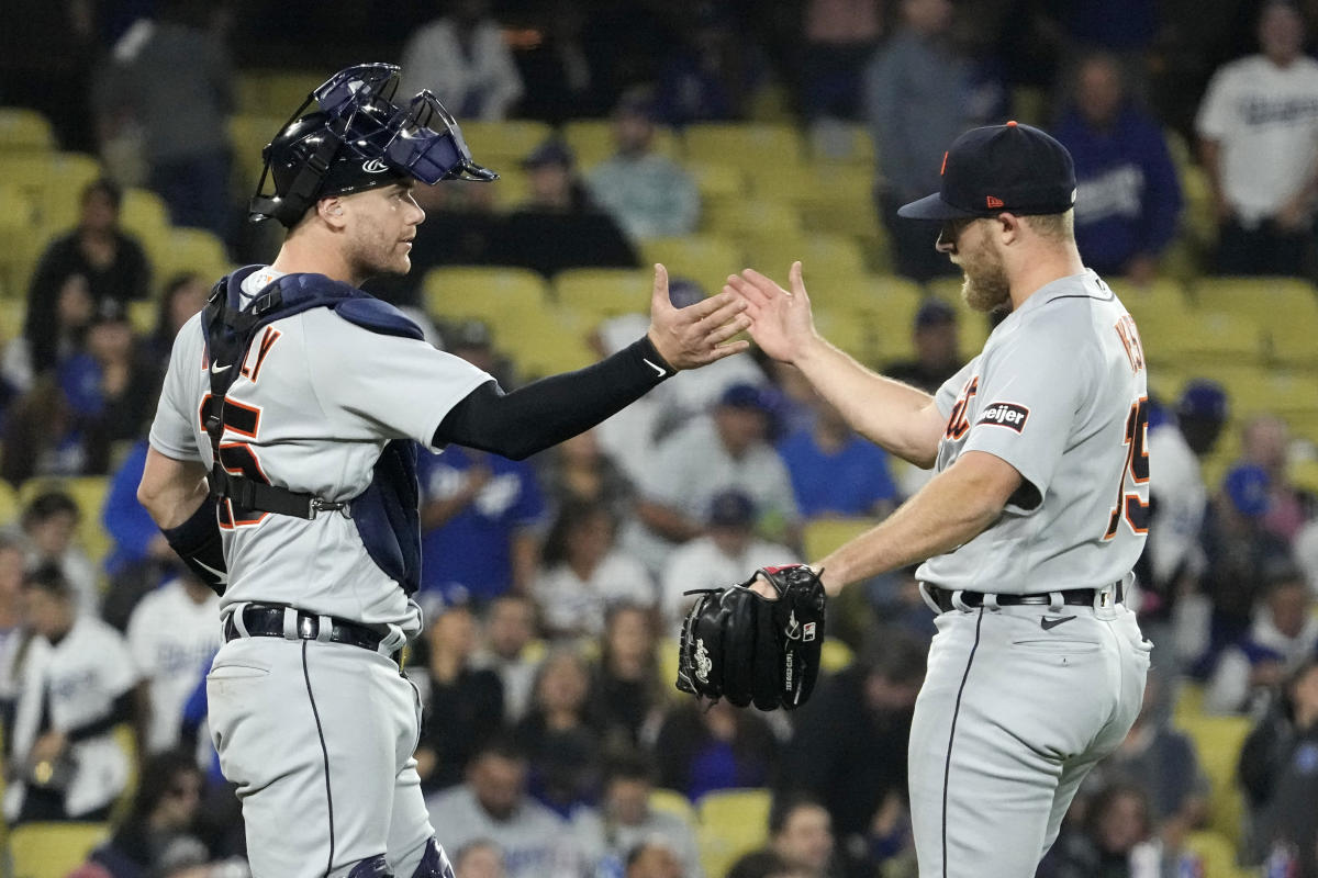 Tigers hire Jeff Greenberg as GM, adding former Cubs and Blackhawks  executive - NBC Sports