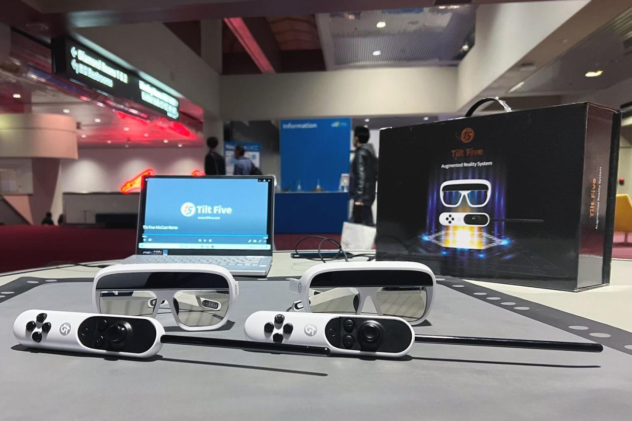 tilt five system goggles augmented reality