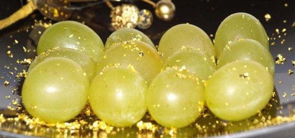 Capricornio, que no falten en esta noche tan especial tus doce uvas, una por cada mes del nuevo año.