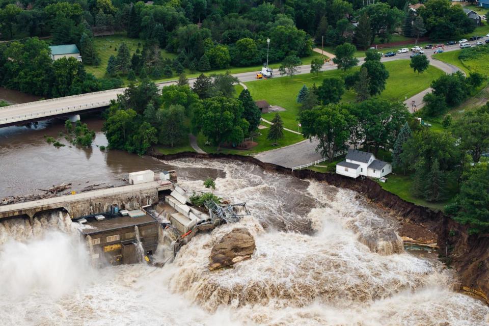 PHOTO: High water levels at the Rapidan Dam on the Blue Earth River in Mankato, Minn., June 24, 2024. (Ben Brewer/Bloomberg via Getty Images)