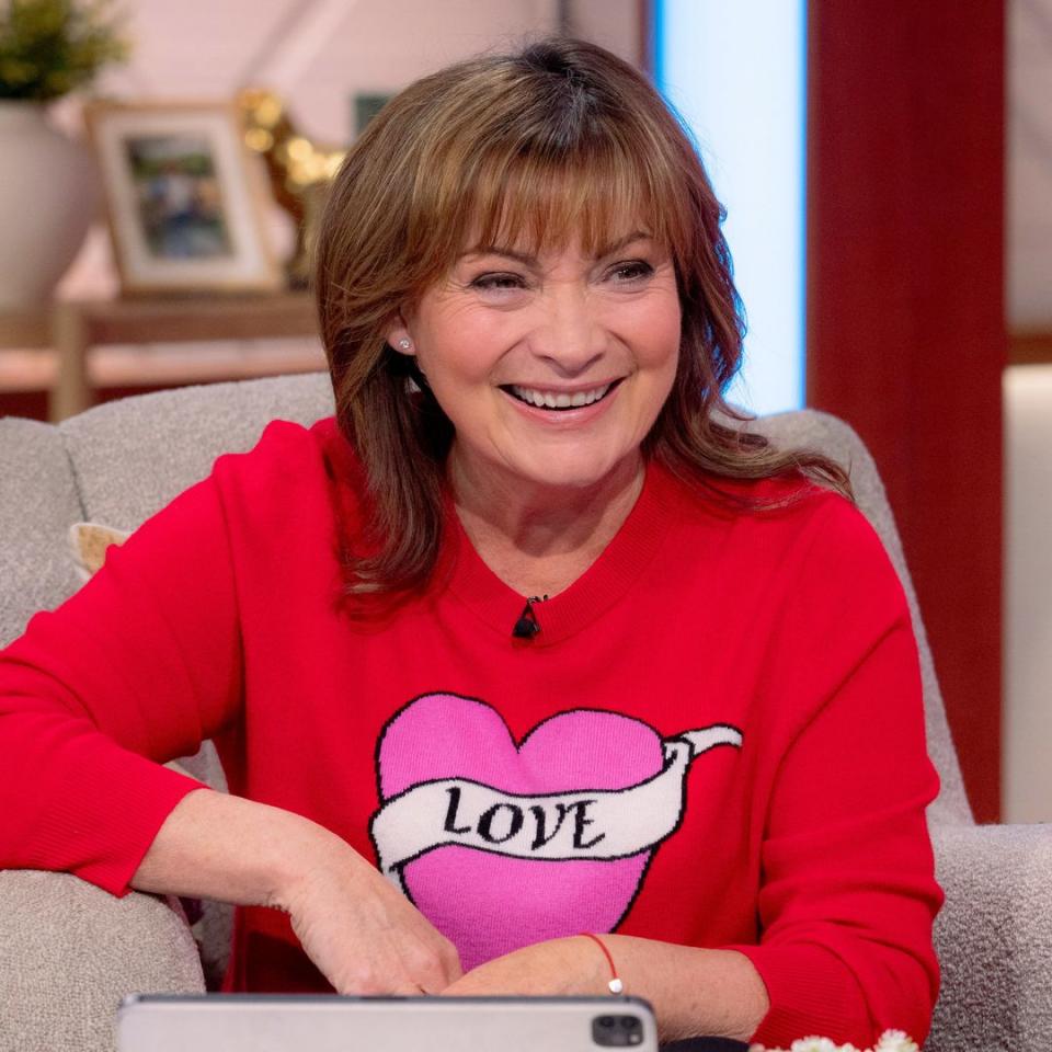 Lorraine Kelly shares ultra-rare photo of husband as she marks special date