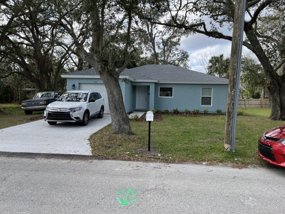 In a Daytona Beach neighborhood where some houses are still on cinderblocks and others are decades overdue for overhauls, the new Homes Bring Hope houses in Midtown are adding attractive, quality residences. The city recently donated seven lots to Homes Bring Hope  so the nonprofit can build more affordable houses in Midtown.