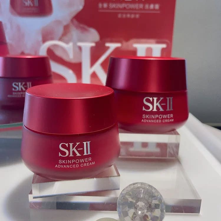 SK-II致臻肌活能量活膚霜，50g／3900元、80g／5990元。張家玲攝