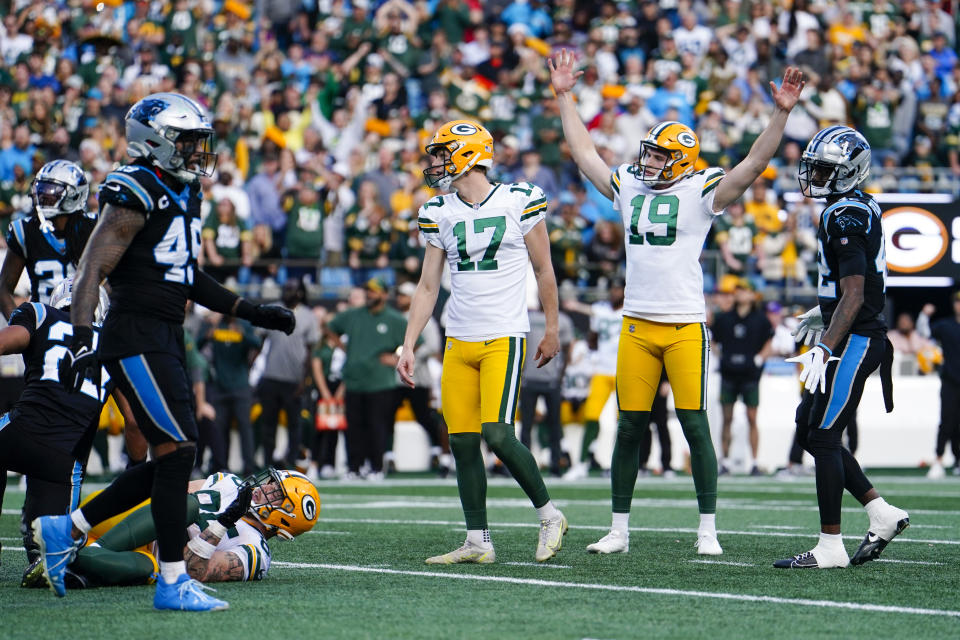 Packers kicker Anders Carlson (17) hits the game-winning field goal against the Panthers on Sunday. (AP Photo/Jacob Kupferman)
