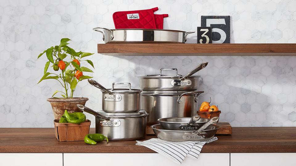 Best luxury gifts: All-Clad Cookware Set