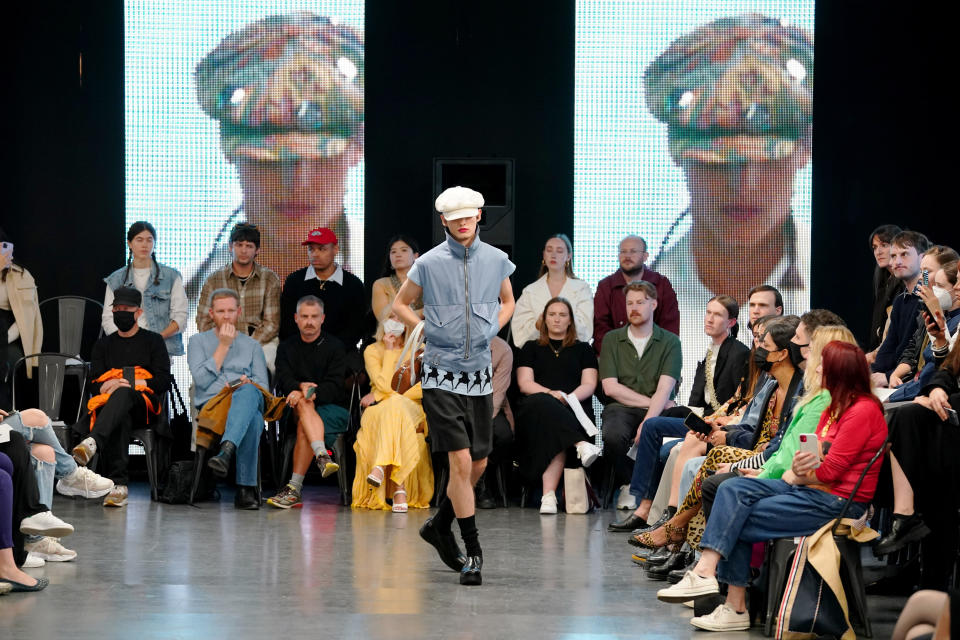 <p>Models on the catwalk during the Stefan Cooke show at London Fashion Week September 2021 held at the Tik Tok Show Space, London. Picture date: Monday September 20, 2021.</p>
