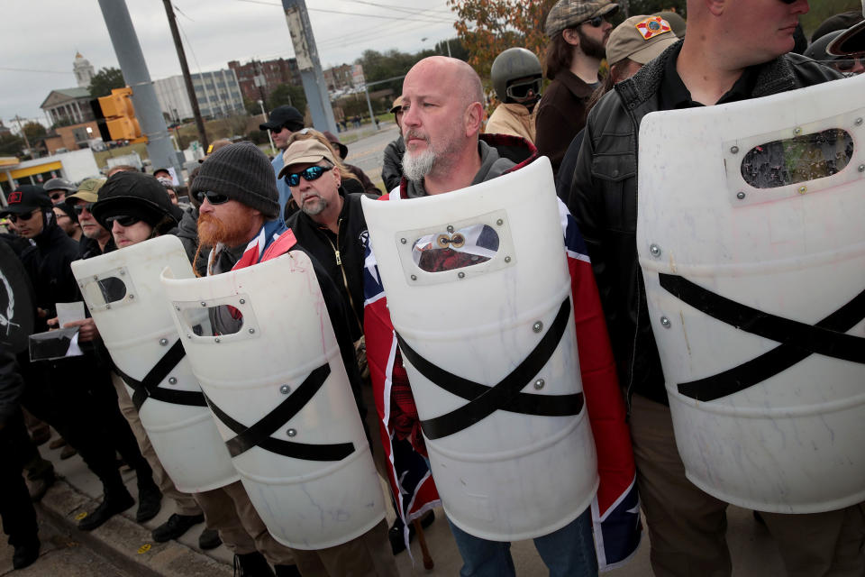 <p>White nationalist attend a rally on Oct. 28, 2017 in Shelbyville, Tenn. (Photo: Scott Olson/Getty Images) </p>