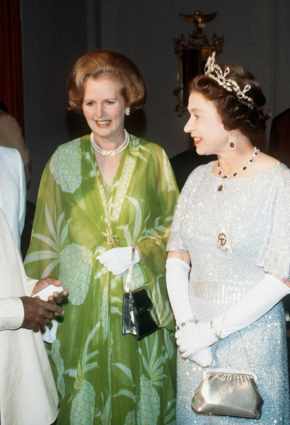 Isabel II y Margaret Thatcher