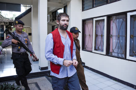 Frenchman Felix Dorfin, who was sentenced to death for drug trafficking, walks before his trial at Mataram court in Lombok island, West Nusa Tenggara province, Indonesia May 20, 2019. Antara Foto/Ahmad Subaidi via REUTERS