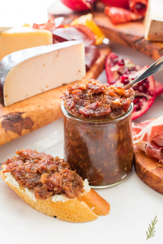 <p>Bacon and Bourbon are combined to create a perfect spread for your holiday soirees.</p><p><strong>Get the recipe: </strong><strong><a href="https://senseandedibility.com/bacon-bourbon-jam-charcuterie-boards/" rel="nofollow noopener" target="_blank" data-ylk="slk:Bacon Bourbon Jam;elm:context_link;itc:0;sec:content-canvas" class="link ">Bacon Bourbon Jam</a></strong></p>
