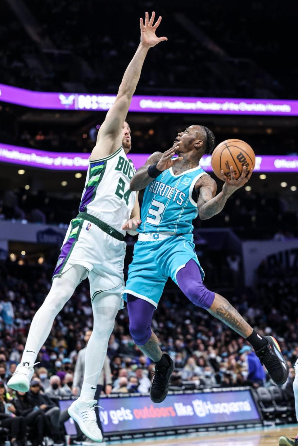 Guard Terry Rozier (3) and the Charlotte Hornets will play four games this week, beginning in New York on Monday.