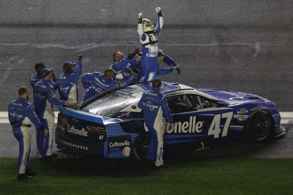 Daytona 500 2023 Results Ricky Stenhouse Jr. Wins in Double OT After