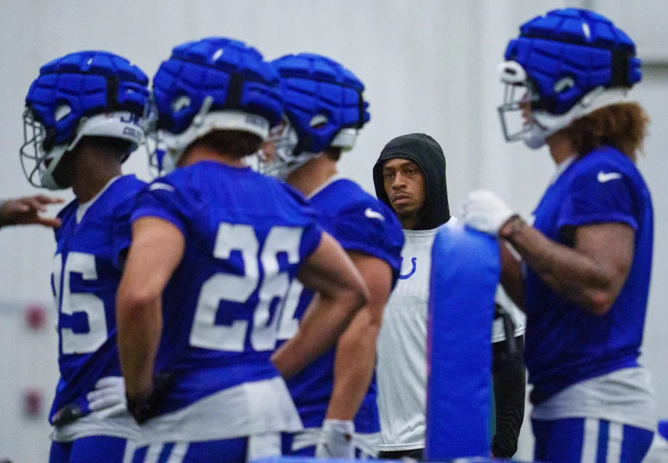 Indianapolis Colts running back Jonathan Taylor (28) makes his way around the field Friday, July 28, 2023, during an indoor practice at Grand Park Sports Campus in Westfield, Indiana.