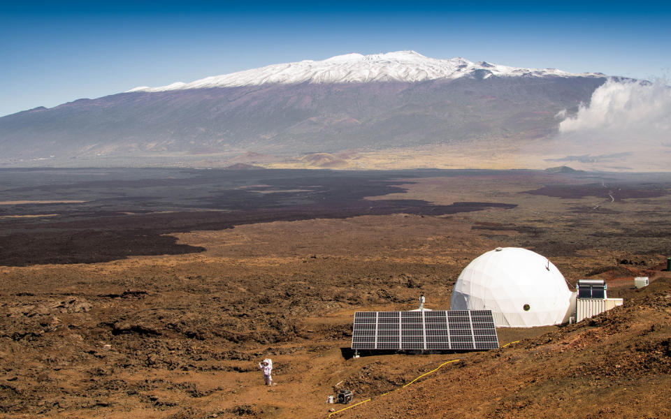 Mars simulation in Hawaii; ending it at the end of August