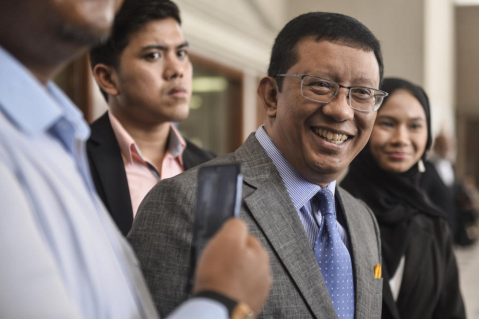 Lawyer Datuk Shaharudin Ali speaks to reporters at the Kuala Lumpur High Court December 17, 2019. — Picture by Miera Zulyana