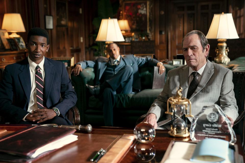 Left to right: Jamie Foxx, Alan Ruck and Tommy Lee Jones in "The Burial."