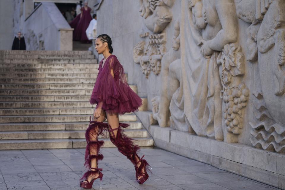 A model wears a creation for the Rick Owens ready-to-wear Spring/Summer 2023 fashion collection presented Thursday, Sept. 29, 2022 in Paris. (AP Photo/Francois Mori)