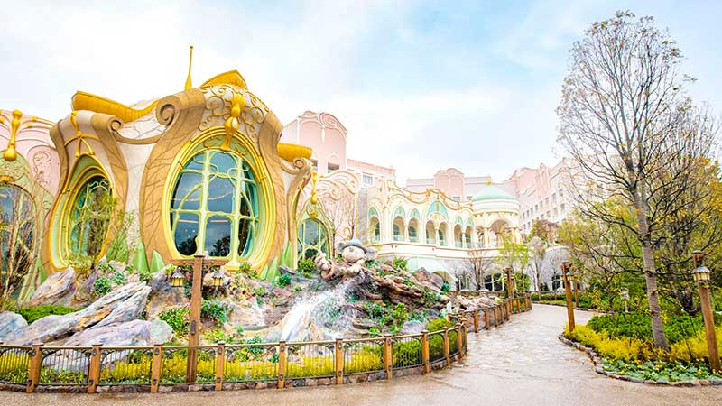 tokyo disneysea fantasy springs - hotel