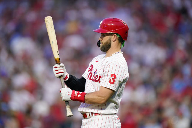 Harper drives in 2 in return to lineup, Phils beat Pirates