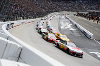 BRISTOL, TN - MARCH 18: Greg Biffle, driver of the #16 3M/811 Ford, leads the feild past the green flag to start the NASCAR Sprint Cup Series Food City 500 at Bristol Motor Speedway on March 18, 2012 in Bristol, Tennessee. (Photo by Jared C. Tilton/Getty Images)