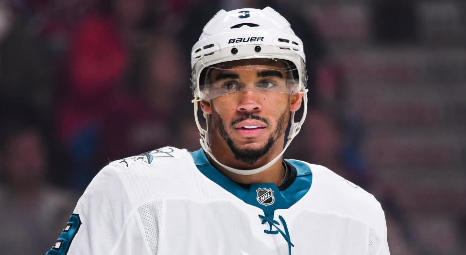 While the last week in the hockey world has been tumultuous, Evander Kane doesn't want people lumping Mike Babcock's situation in with Bill Peters'. (Photo by David Kirouac/Icon Sportswire via Getty Images)