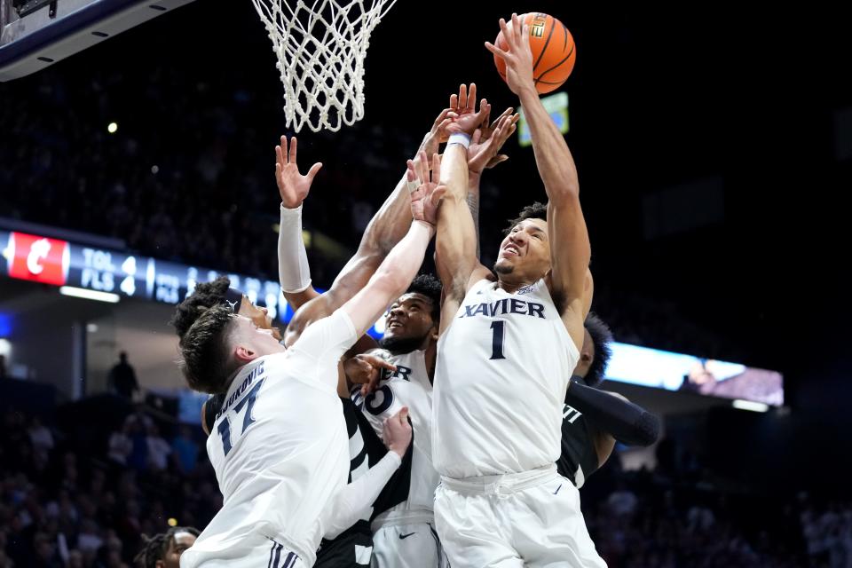 Sophomore guard Desmond Claude (1), who head coach Sean Miller said is one of the four players he will lean on more, had 11 points and a game-high six assists in the victory over the Bearcats.