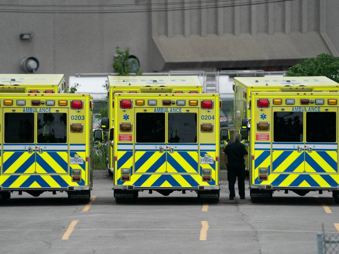 As many of 25 ambulances could sit idle tonight as the paramedic service for Montreal and Laval deals with absences and other staffing issues. (Ivanoh Demers/Radio-Canada - image credit)