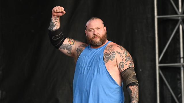 Rapper Action Bronson displays whopping 56kg weight loss