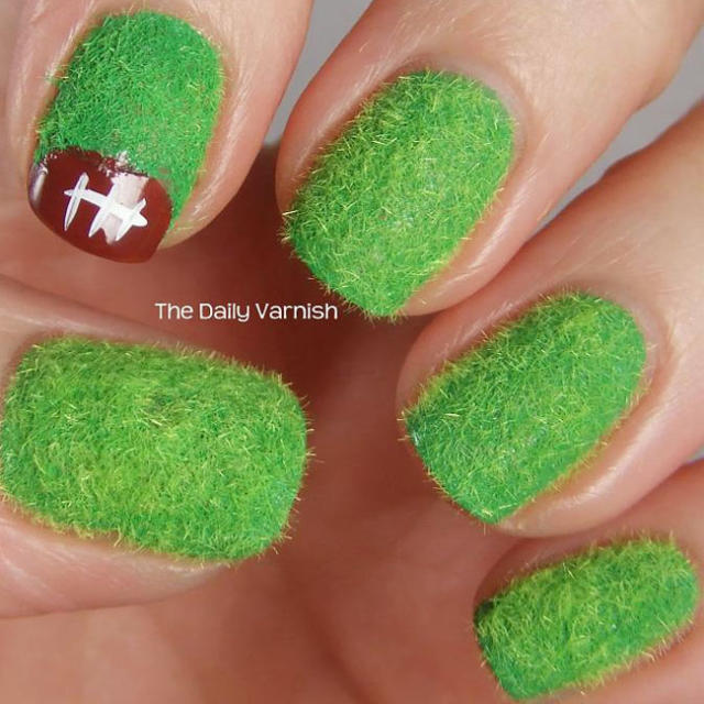 NFL Nails  Philadelphia eagles nails, Eagles football nails, Football nail  designs