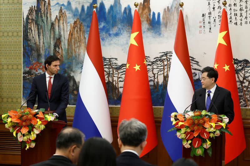 Dutch Foreign Minister Wopke Hoekstra and his Chinese counterpart Qin Gang in Beijing