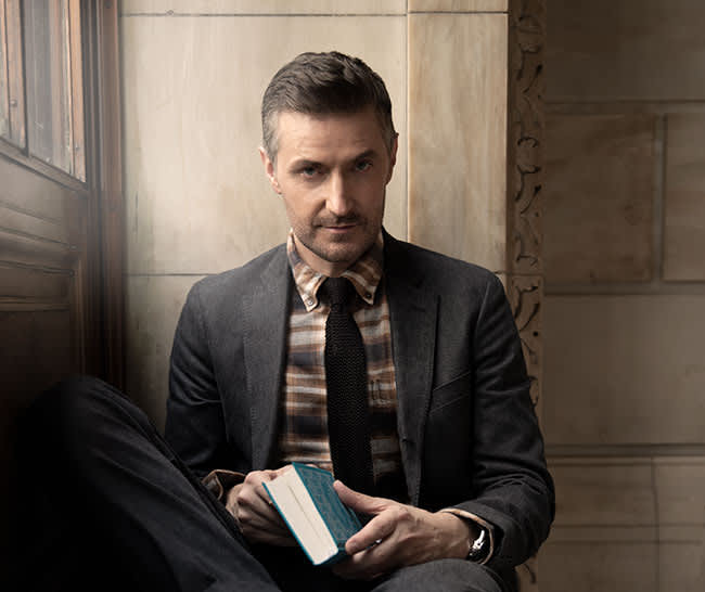 richard-armitage-book