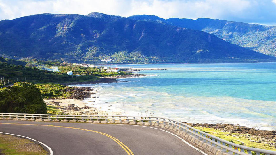 Kaohsiung - Kenting | Shared/Private Transfer Service (Kaohsiung HSR/Train Stations, Kenting Hotels). (Photo: KKday SG)