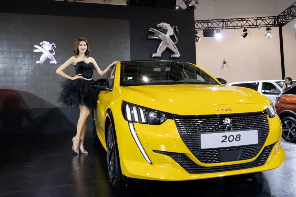 2020-peugeot-208