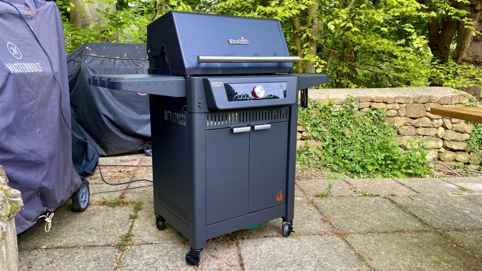 Char-Broil Evolve smart gas barbecue