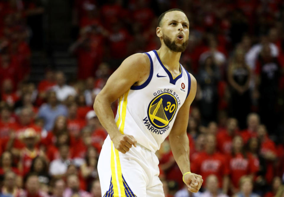 Golden State Warriors star Stephen Curry can take the torch and light a series on fire. (Getty Images)