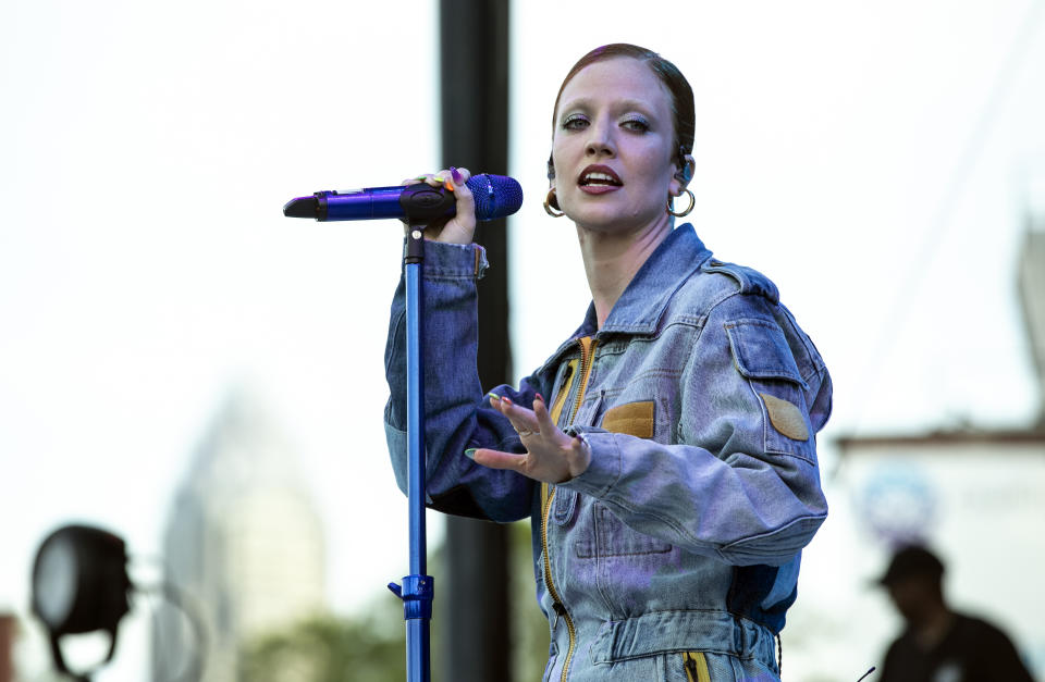 CHARLOTTE, NORTH CAROLINA - APRIL 11: Singer Jess Glynne performs at Charlotte Metro Credit Union Amphitheatre on April 11, 2019 in Charlotte, North Carolina. (Photo by Jeff Hahne/Getty Images)