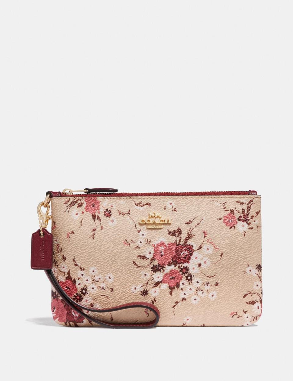 Small Wristlet With Floral Bundle Print