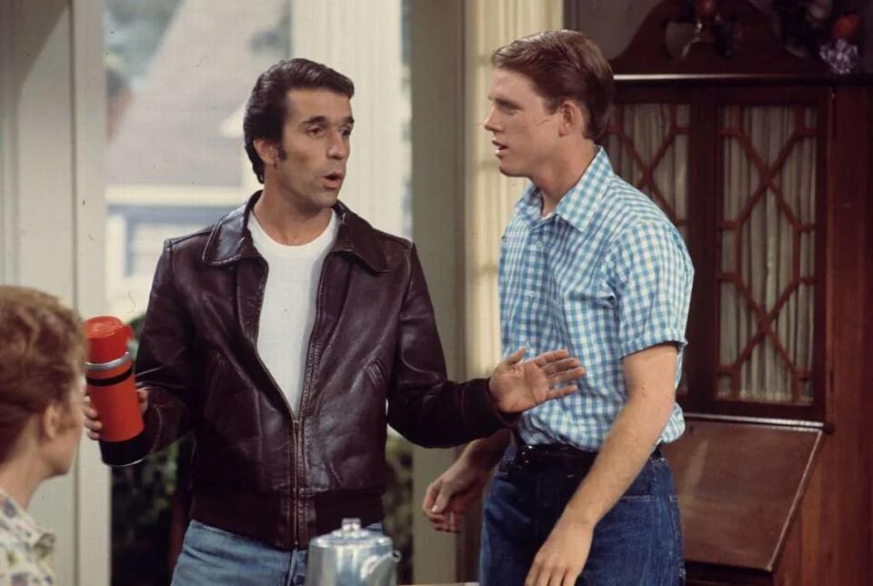 Henry Winkler as Arthur “The Fonz” Fonzarelli and Ron Howard as Richie Cunningham on “Happy Days.”