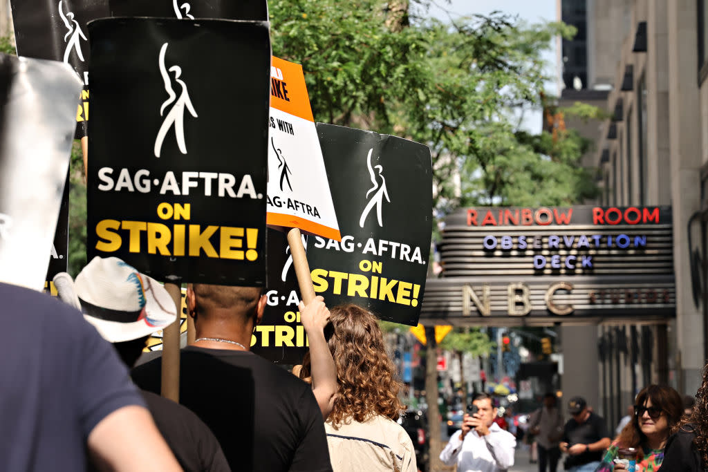 SAG-AFTRA Members Join The Picket Line In New York City