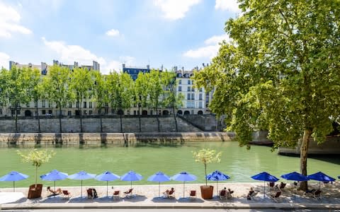 Travel by boat from Paris to Bordeaux - Credit: OLIVIER RATEAU