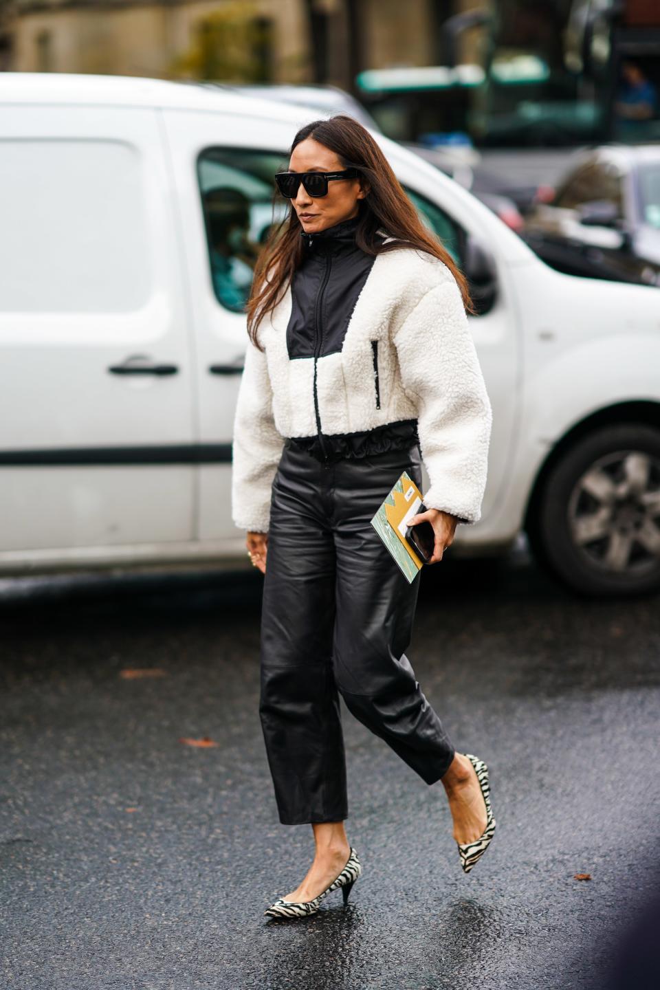 <h1 class="title">Street Style : Paris Fashion Week - Womenswear Spring Summer 2020 : Day Nine</h1><cite class="credit">Edward Berthelot</cite>