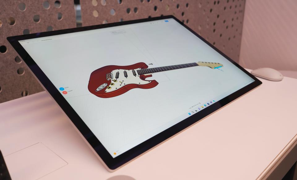 <p>Surface Studio 2+</p>
