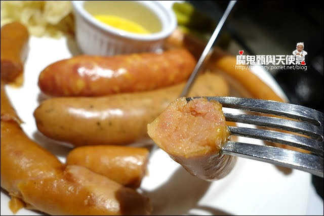 《宜蘭民宿景點美食》礁溪艾德堡~德國城堡民宿．原台北德屋德國餐廳．好吃德國豬腳