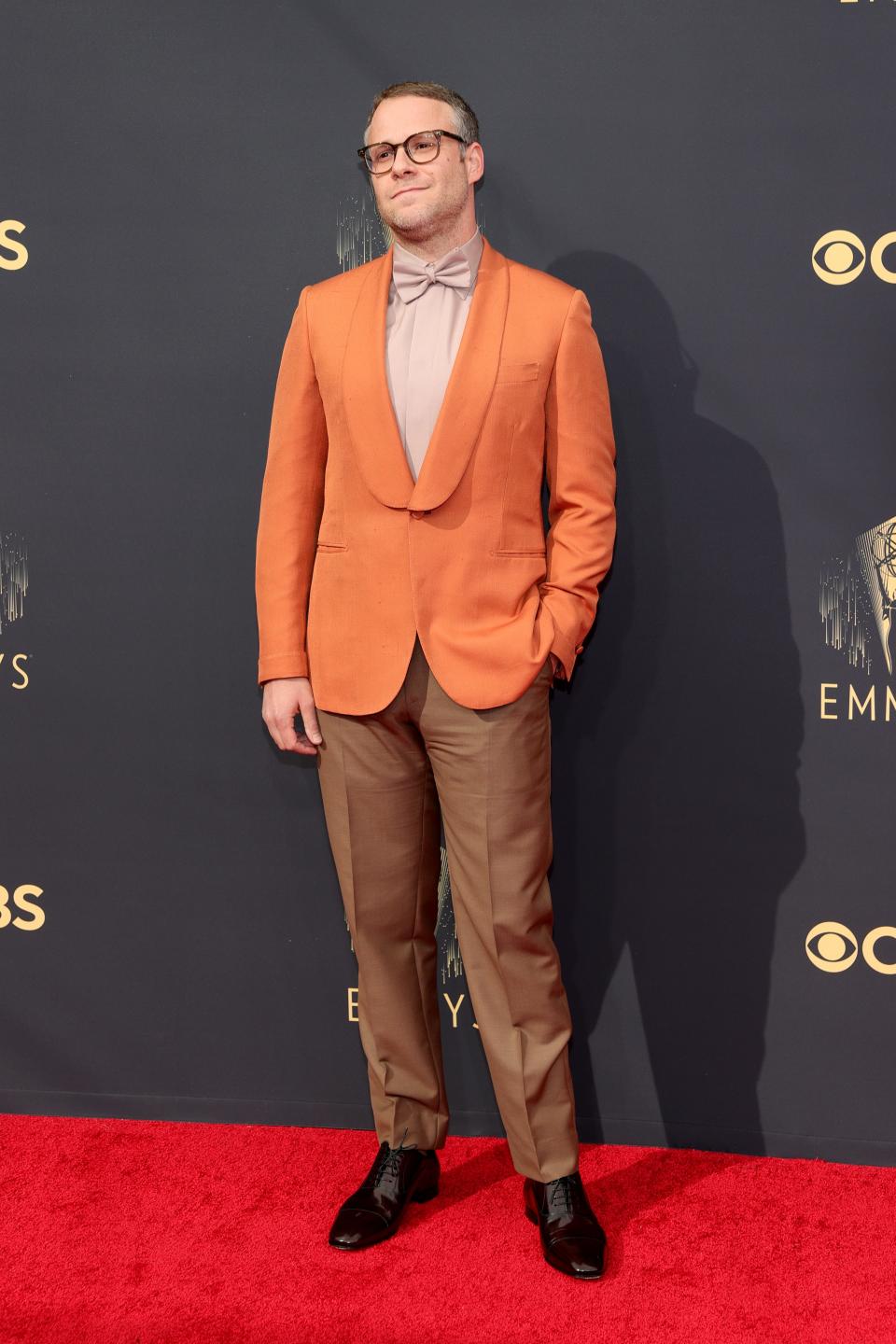 Seth Rogen attends the 2021 Emmys.