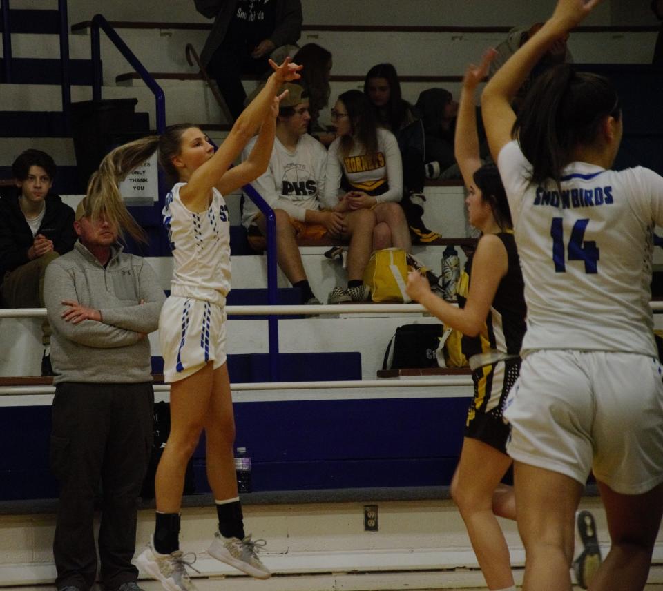 Emma McKinley had 24 points against LLSM on Friday, February 3, shooting 5-for-9 from behind the arc.