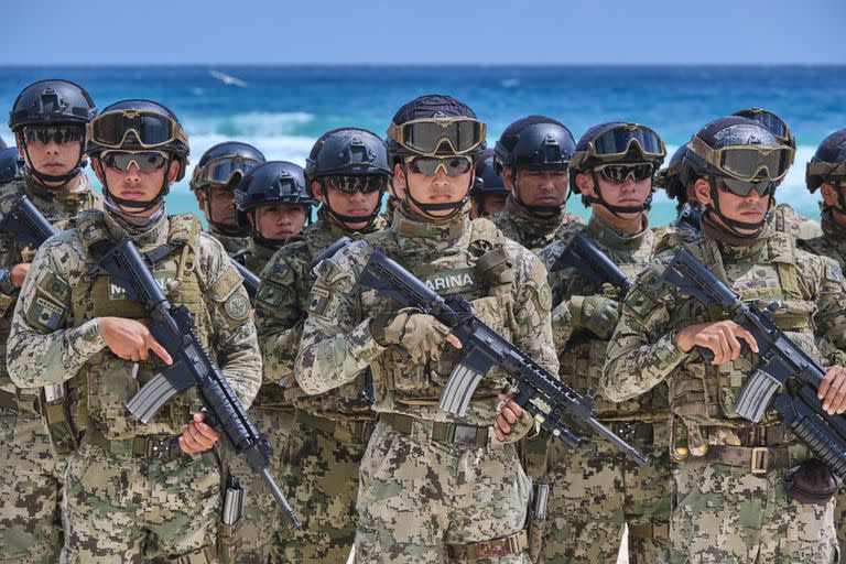 Más de 8.000 miembros de la Guardia Nacional, la Marina y el Ejército han sido desplegados entre las principales zonas turísticas del país