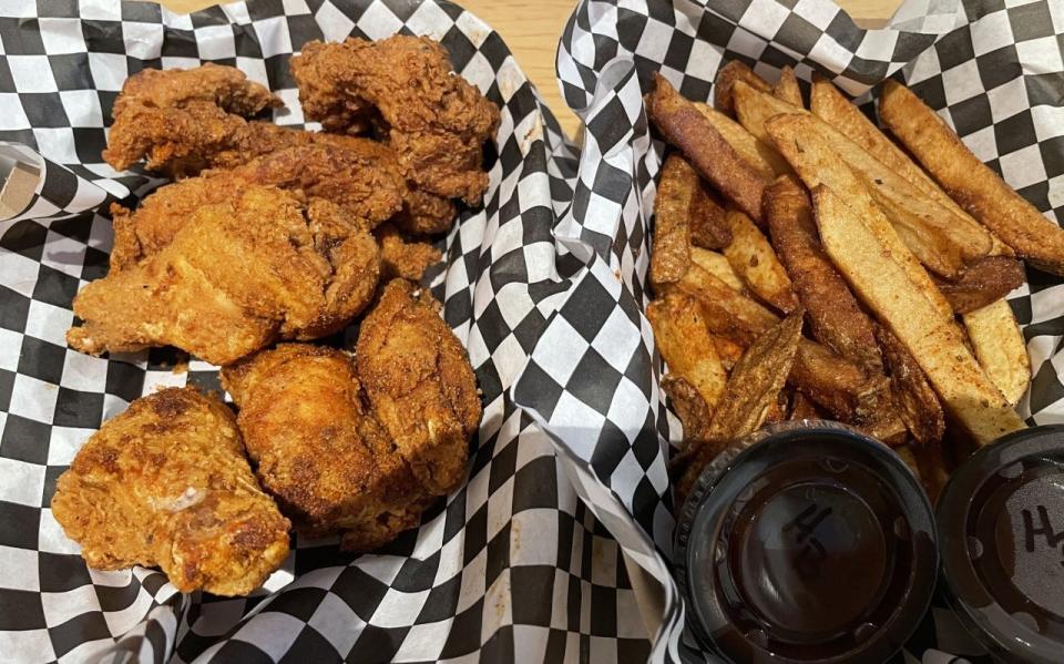 Chick-N-Sack, a new vendor at Marble City Market's 4 Wingz & Thingz chicken platter and fries.
