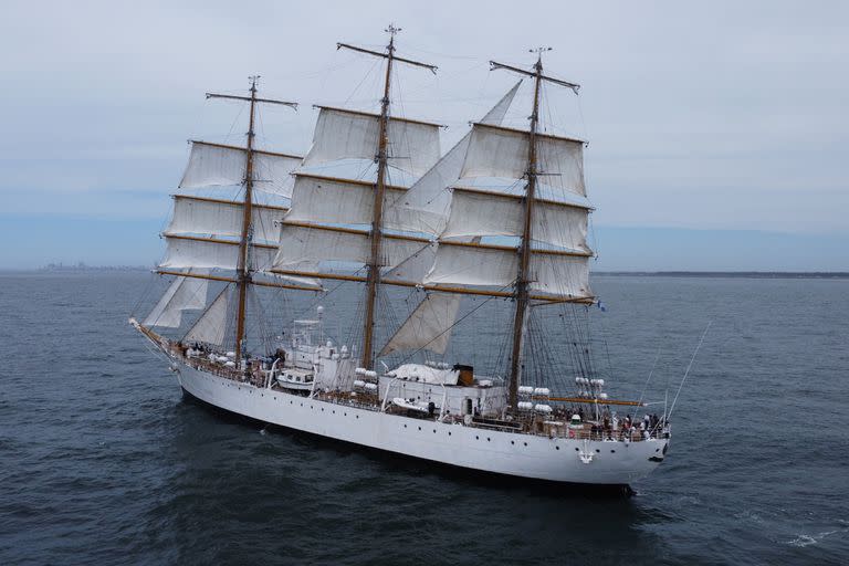 Viaje en la Fragata Libertad hasta Mar del Plata