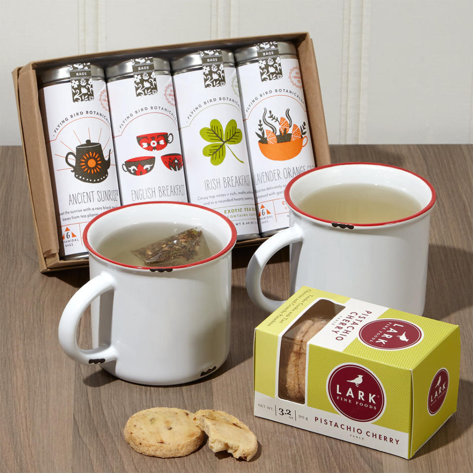 <p><a href="https://go.redirectingat.com?id=74968X1596630&url=https%3A%2F%2Fknackshops.com%2Fproducts%2Fbreakfast-tea-gift-set&sref=https%3A%2F%2Fwww.countryliving.com%2Fshopping%2Fgifts%2Fg19663932%2Fmothers-day-gift-baskets%2F" rel="nofollow noopener" target="_blank" data-ylk="slk:Shop Now;elm:context_link;itc:0;sec:content-canvas" class="link ">Shop Now</a></p><p>Greet the Day Tea Gift Set</p><p>$88.00</p><p>knackshops.com</p><span class="copyright">Knack</span>